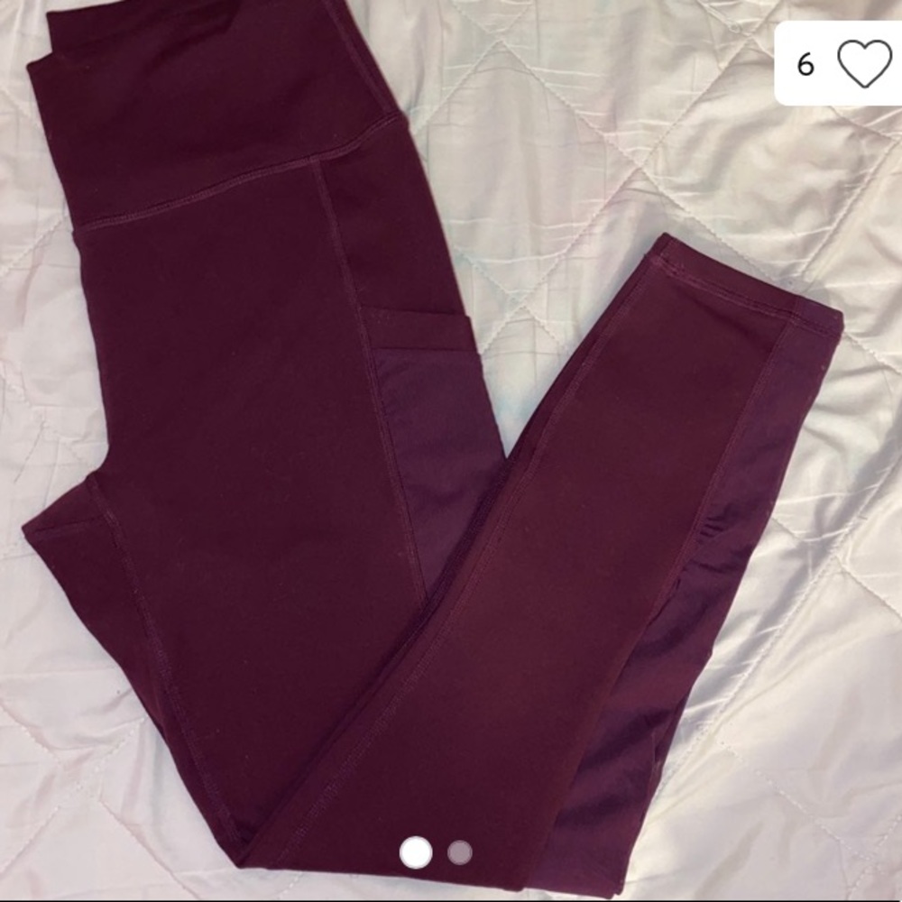 Trinity Maroon leggings with pockets